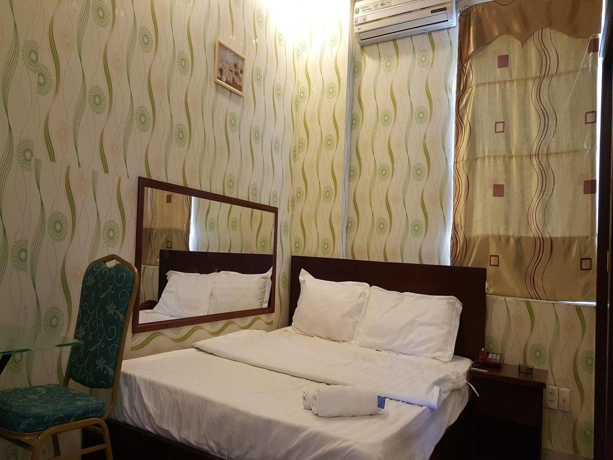 Lucky Hotel Ciudad Ho Chi Minh  Exterior foto